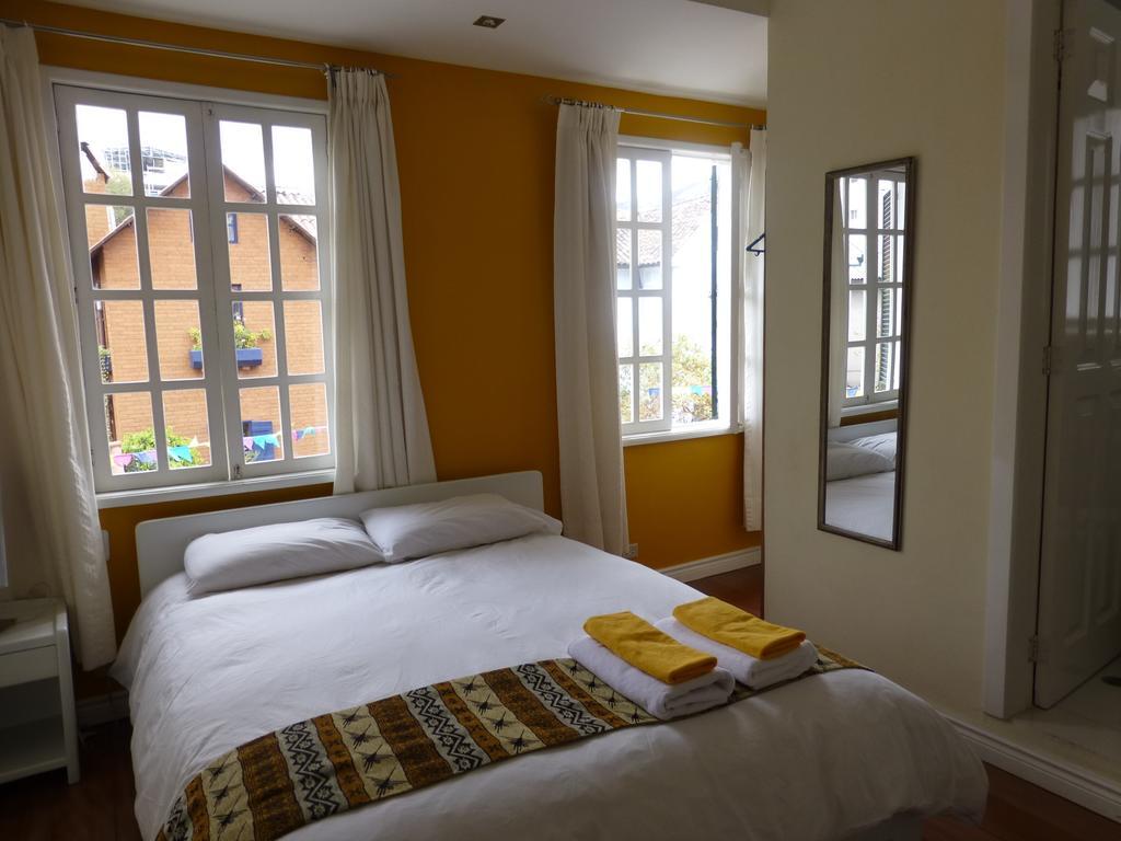 Hotel Cayman Quito Esterno foto
