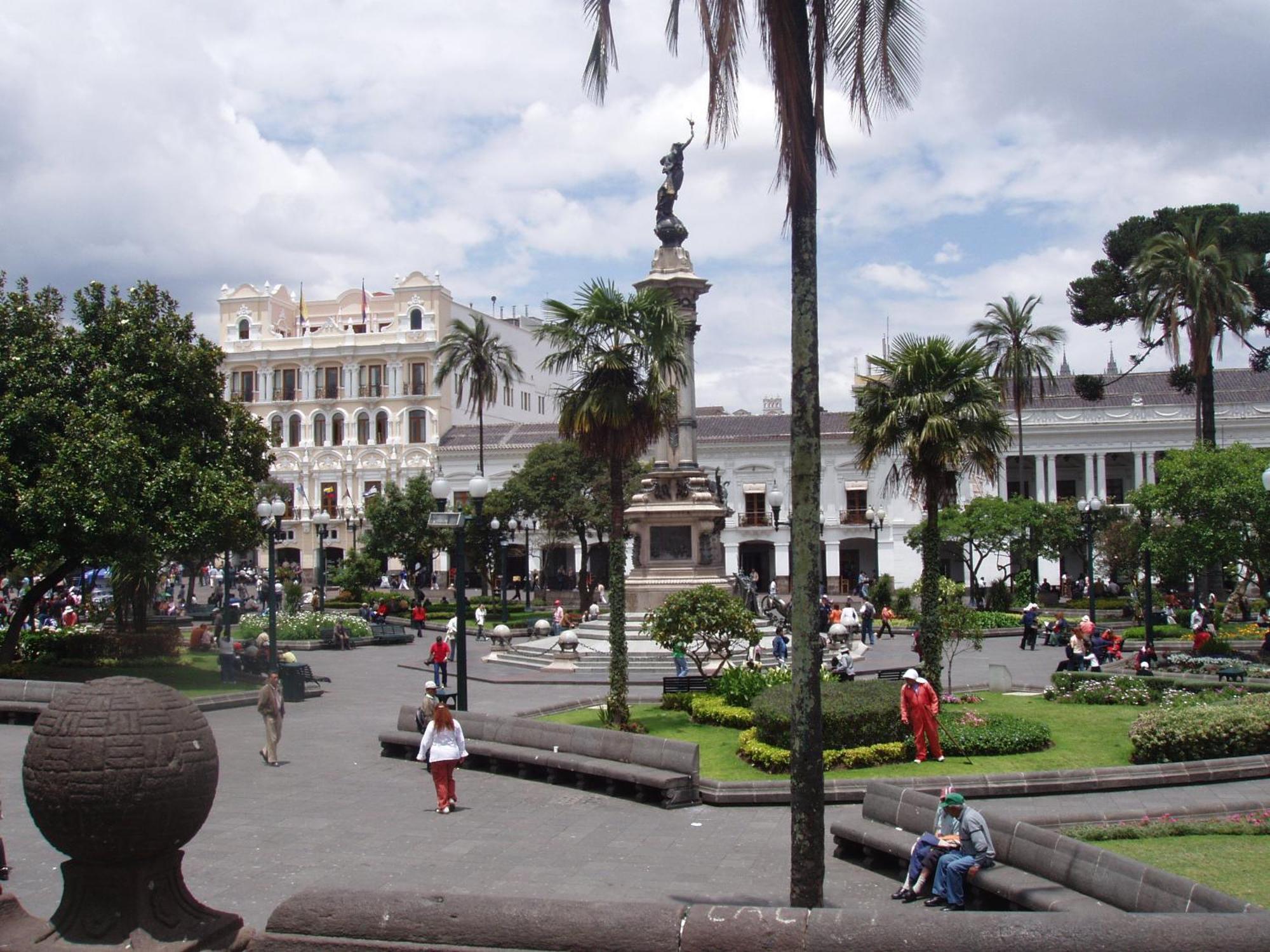 Hotel Cayman Quito Esterno foto